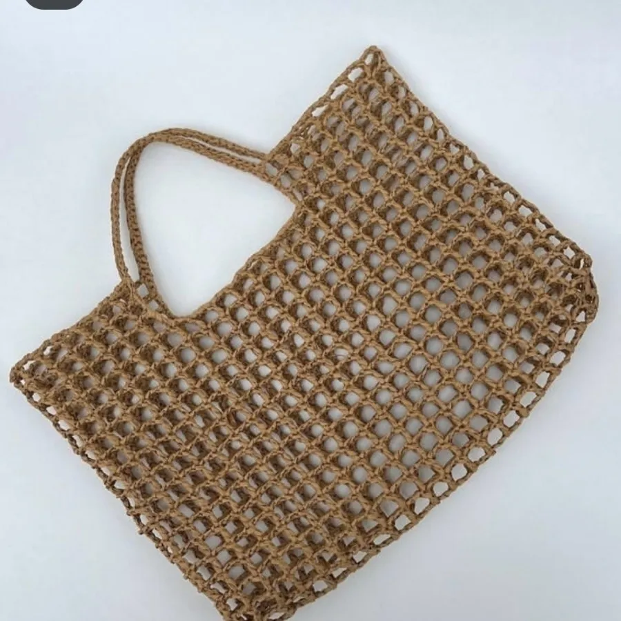 کیف رافیا سوراخ دار
