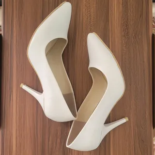 کفش پاشنه‌بلند