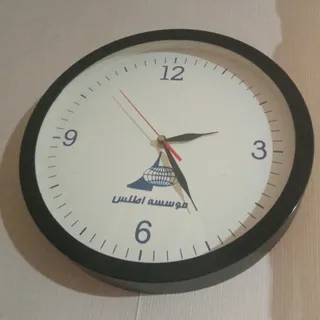 ساعت دیواری