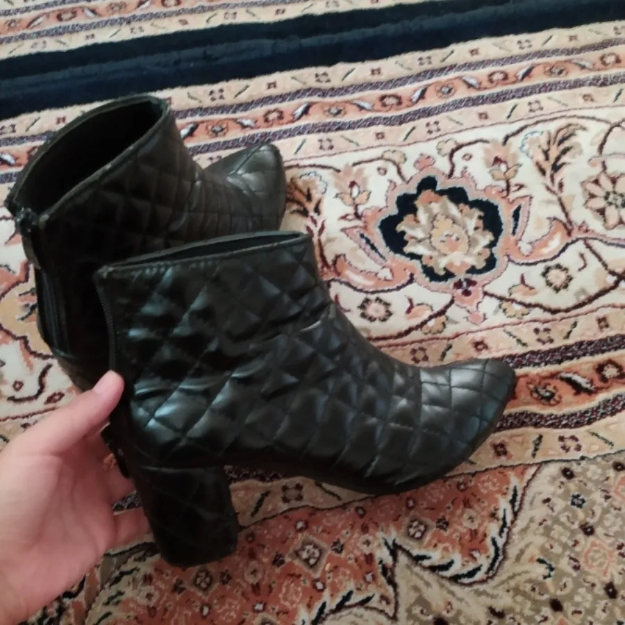 نیم بوت