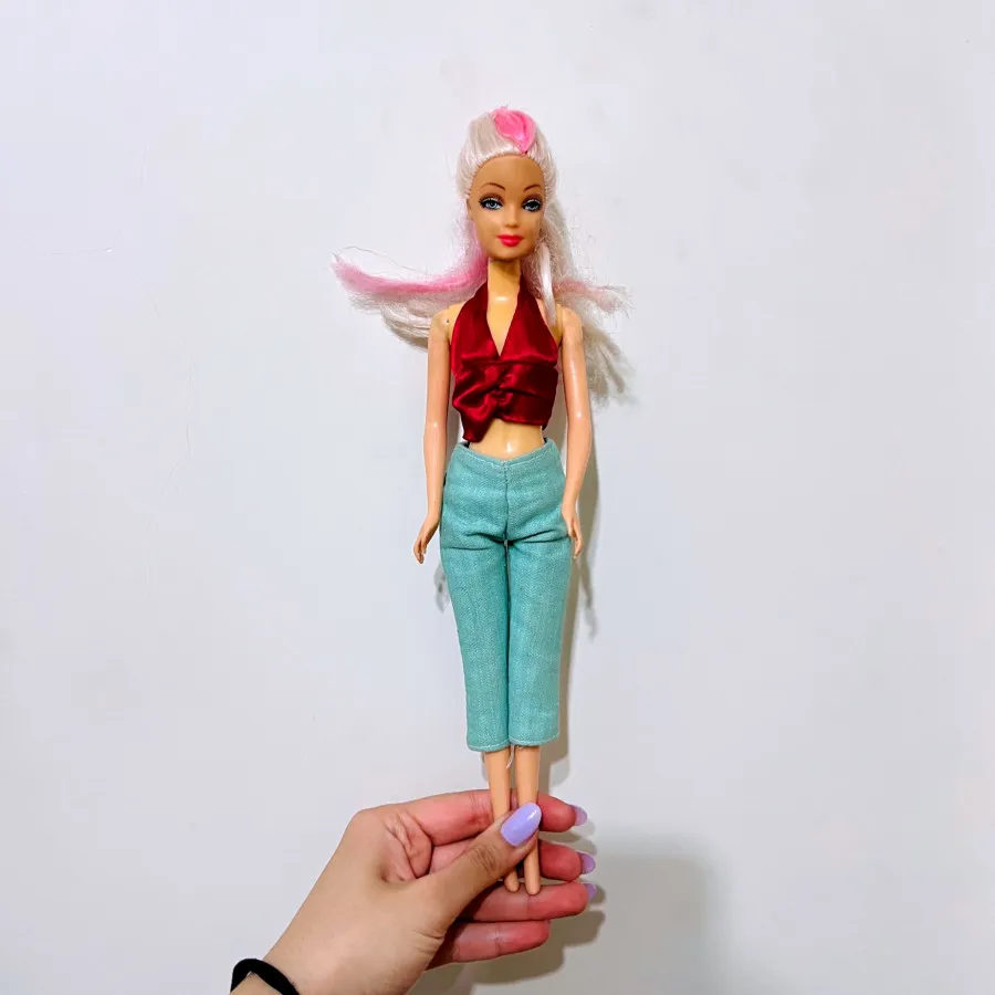عروسک باربی
