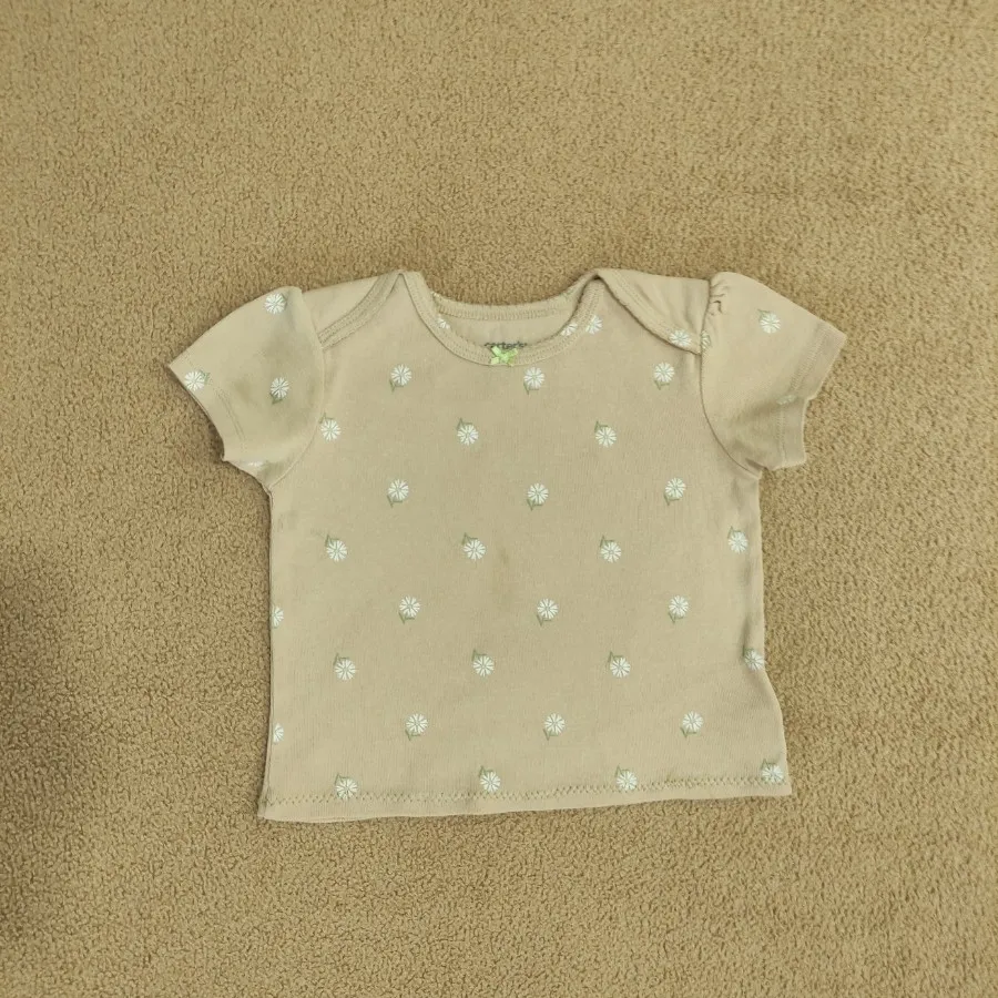 تیشرت carter's