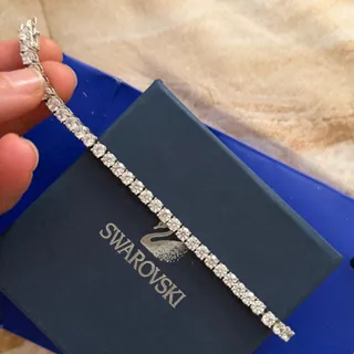دستبند تنیسی نقره سواروفس