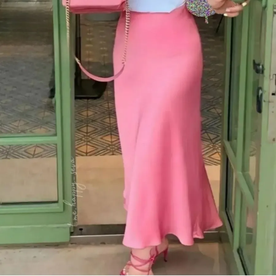 دامن ساتن