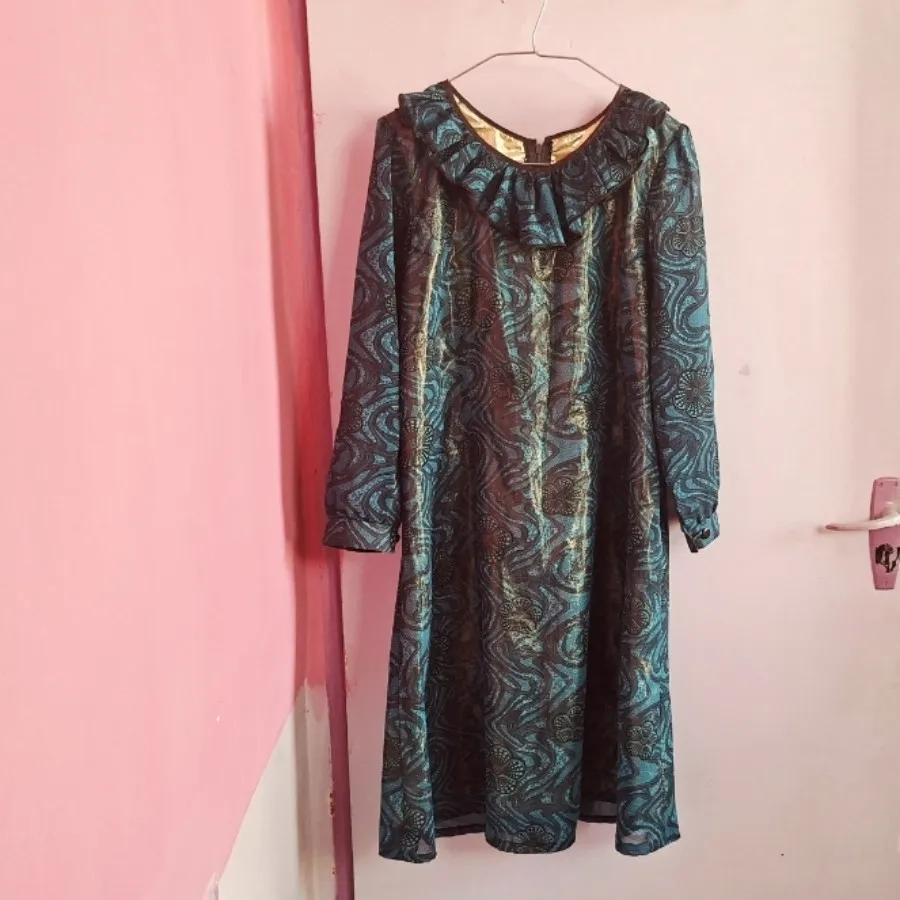 پیراهن زنانه