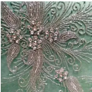 پارچه سنگ دوزی شده