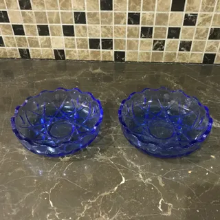 ظرف شیشه ای
