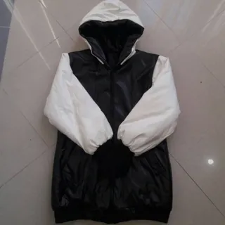 کاپشن مشکی سفید