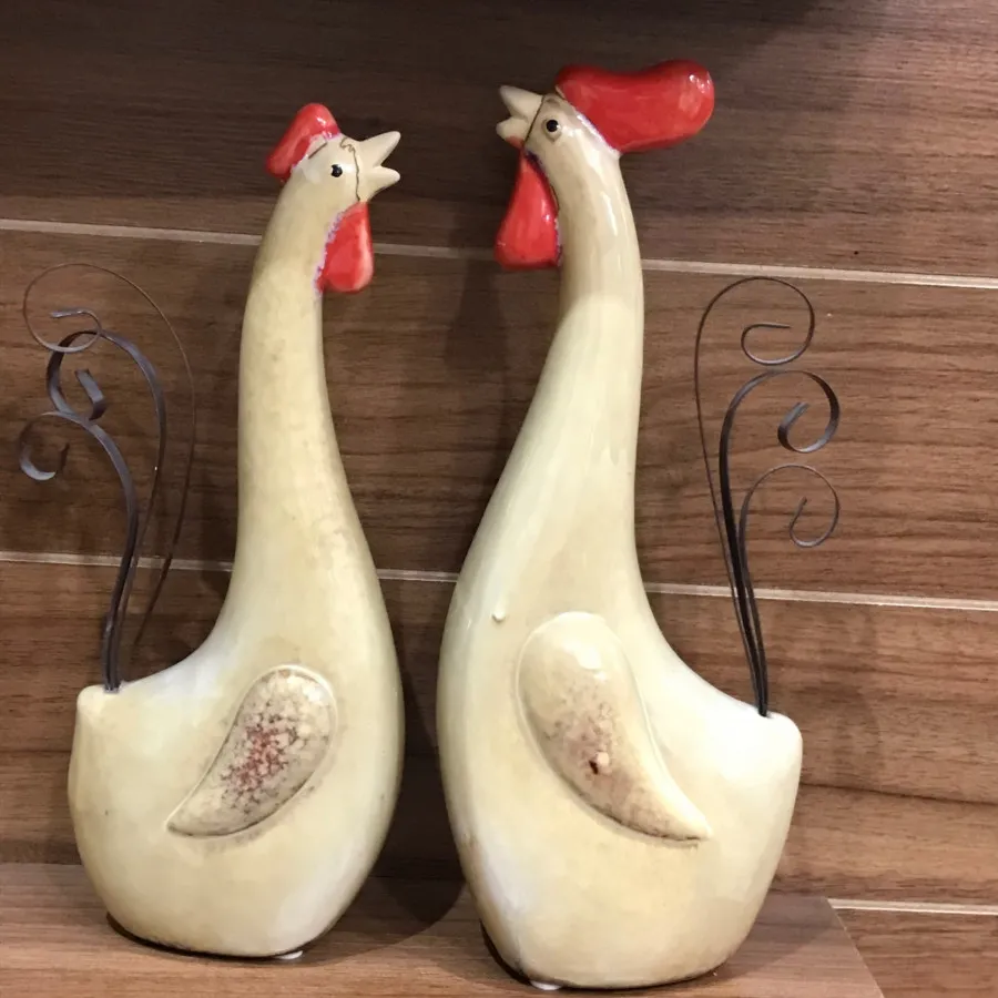 مجسمه مرغ و خروس