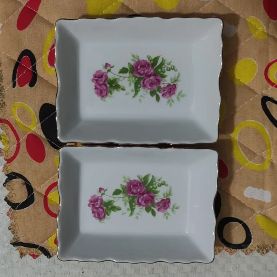 کره خوری گلسرخی ژاپن