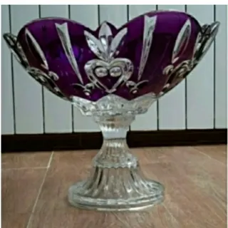 میوه خوری پایه دار