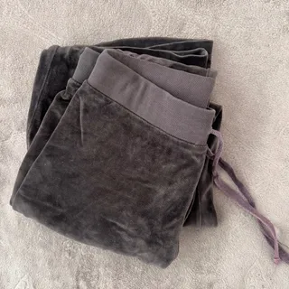 شلوار بوت‌کات مخمل