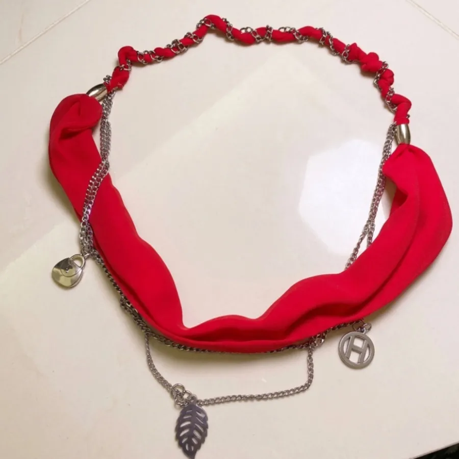 اکسسوری کمر وگردن