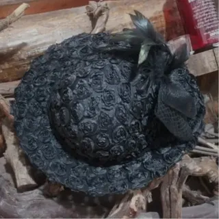 کلاه فرانسوی گل برجسته