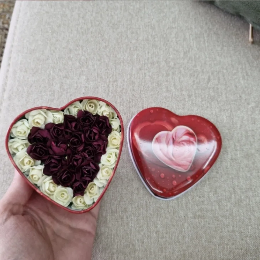 باکس گل مصنوعی