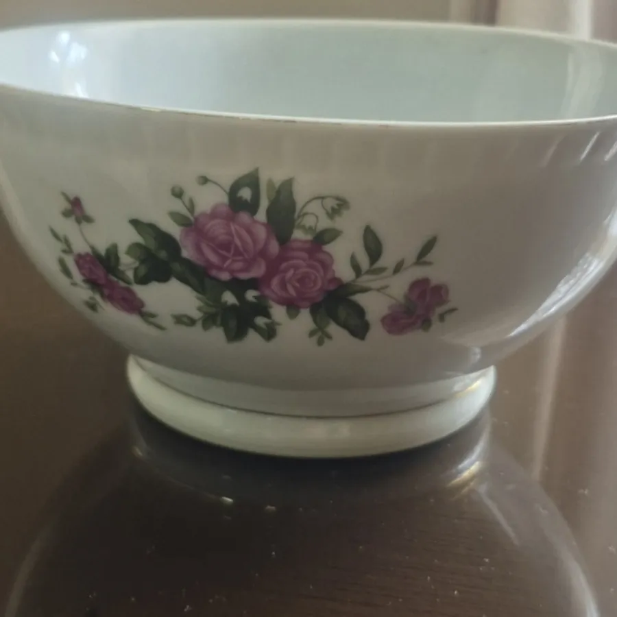 کاسه آبگوشت خوری