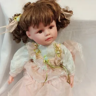عروسک دختر