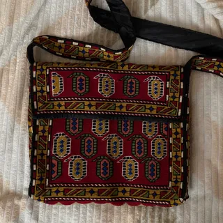 کیف سنتی فرش، صنایع دستی