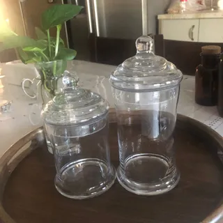 بانکه شیشه ای