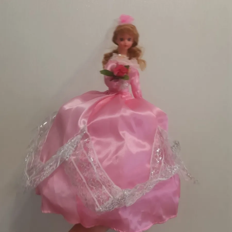 عروسک چرخشی عروس