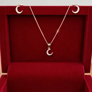 نیمست نقره ماه