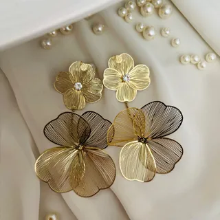 گوشواره طرح گل