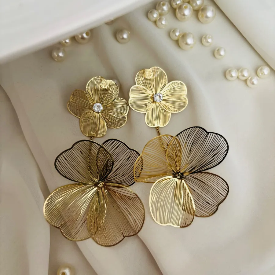 گوشواره طرح گل