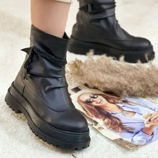 نیم بوت مشکی