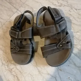 صندل پسرونه