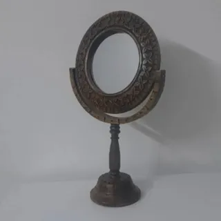 آینه آرایشی