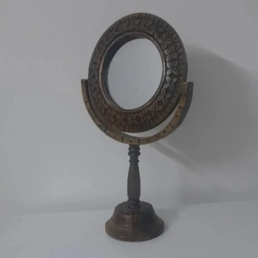 آینه آرایشی