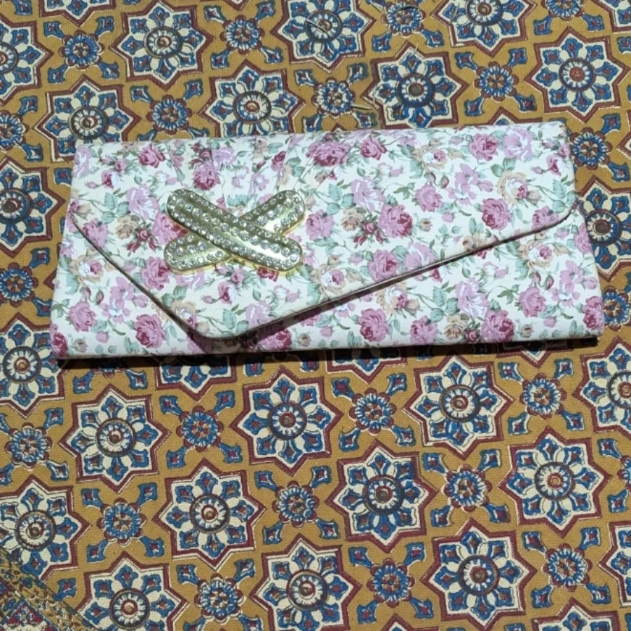 مناسب مهمونی