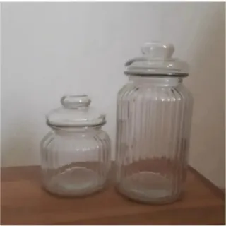 بانکه شیشه ای
