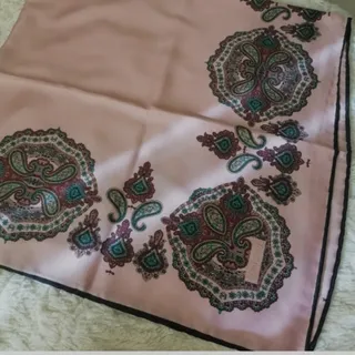 روسری ابریشم