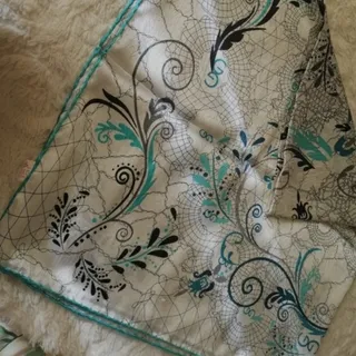 روسری ابریشم