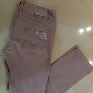 شلوار جین صورتی