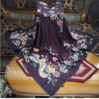 روسری بنفش
