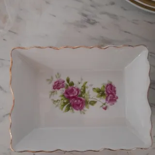 مربا خوری گل سرخی