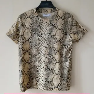 تیشرت زنانه برشکا