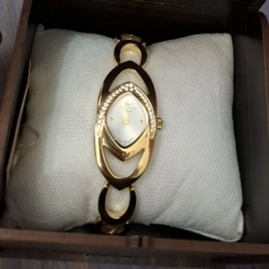 ساعت مچی زنانه
