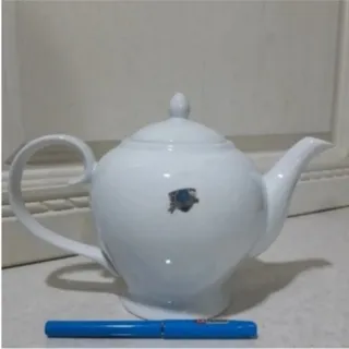 قوری سفید