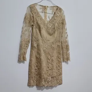 لباس مجلسی دانتل طلایی