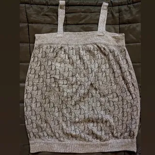 تاپ زنانه و دخترانه