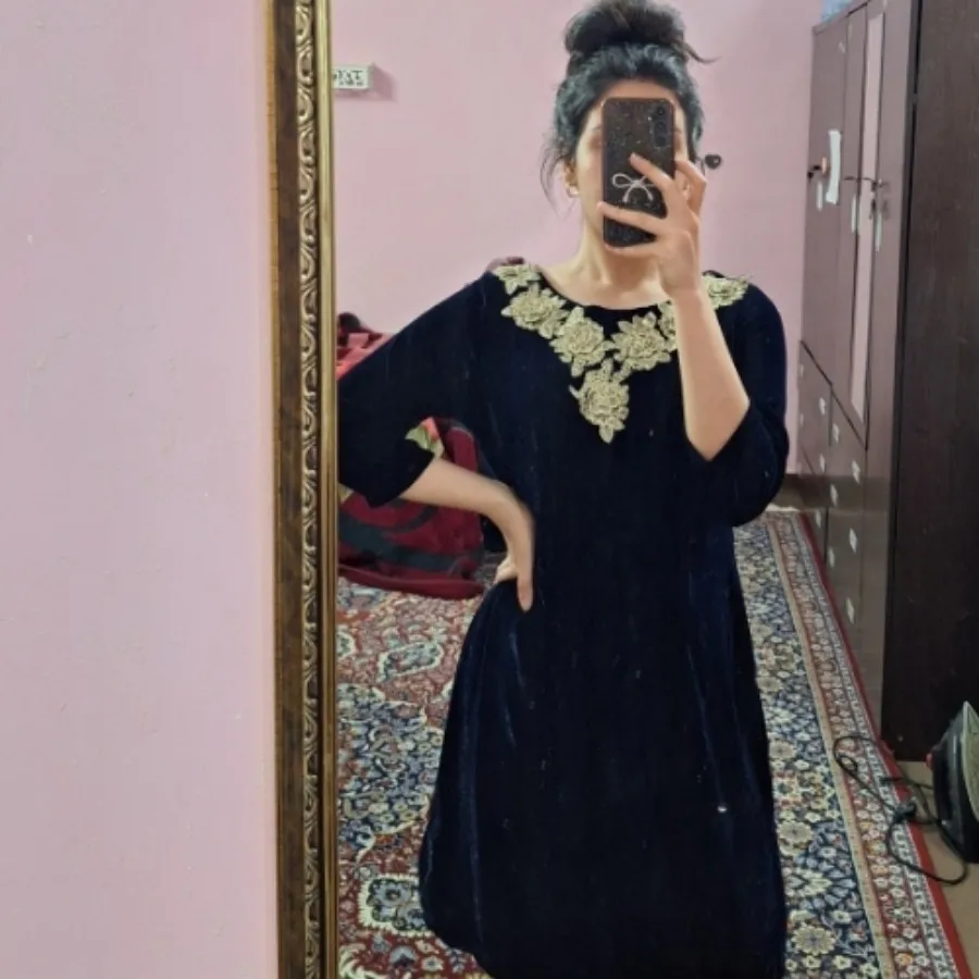 پیراهن مخمل