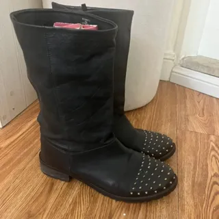 بوت خارجی مارک