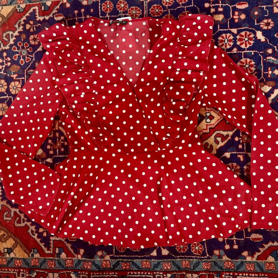 بلوز خال خالی
