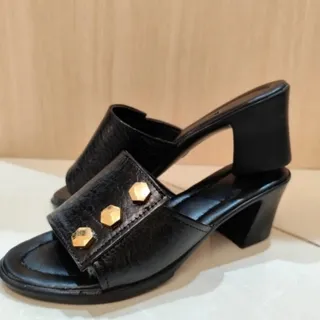 صندل زنانه