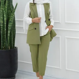 کت و شلوار و شومیز