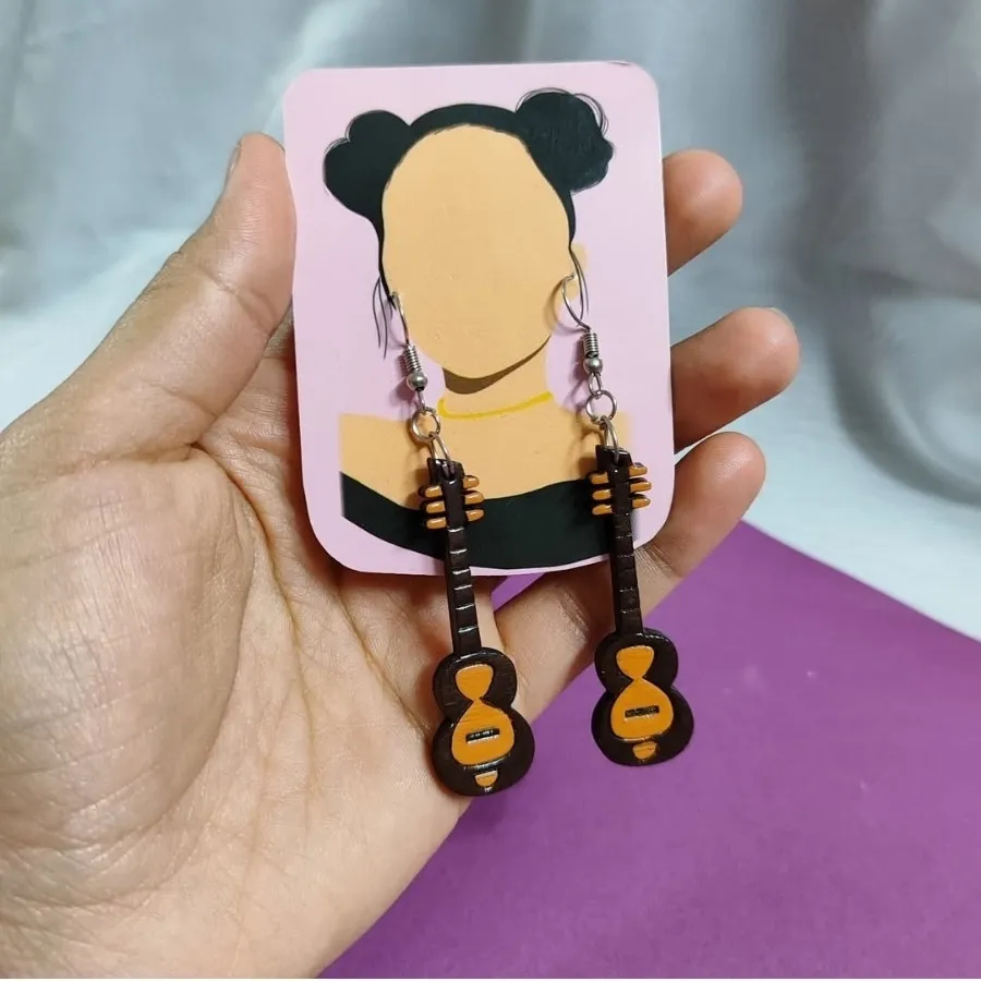 گوشواره چوبی تار