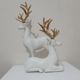 مجسمه گوزن